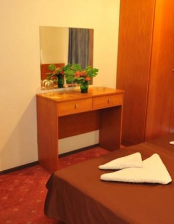Heleni Beach Hotel