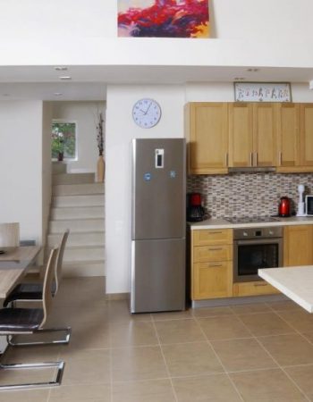Roda Park Villa